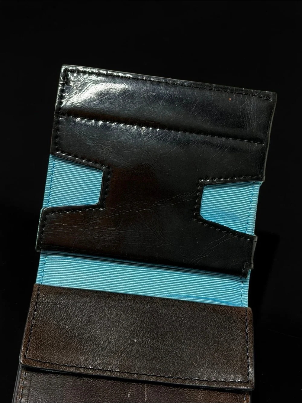 Arnold Palmer Black Leather Wallet Minimalist Quiet Luxury Everyday Carry